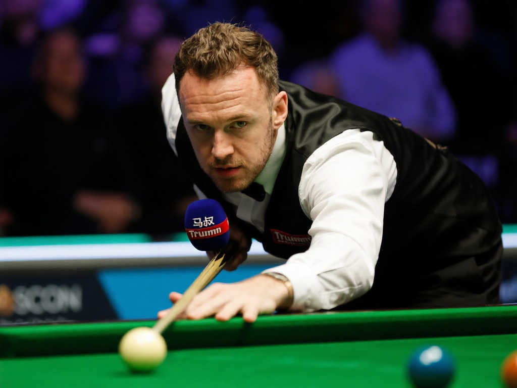 她在事件发 她在事件发